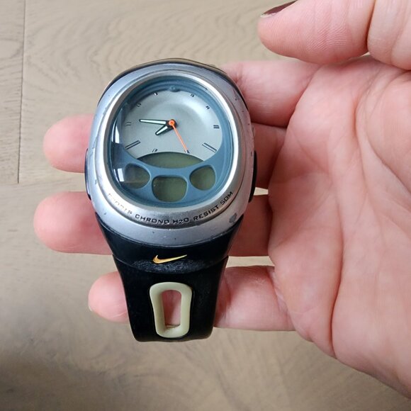 Men's Vintage 90s Nike Triax Watch - Picture 7 of 14